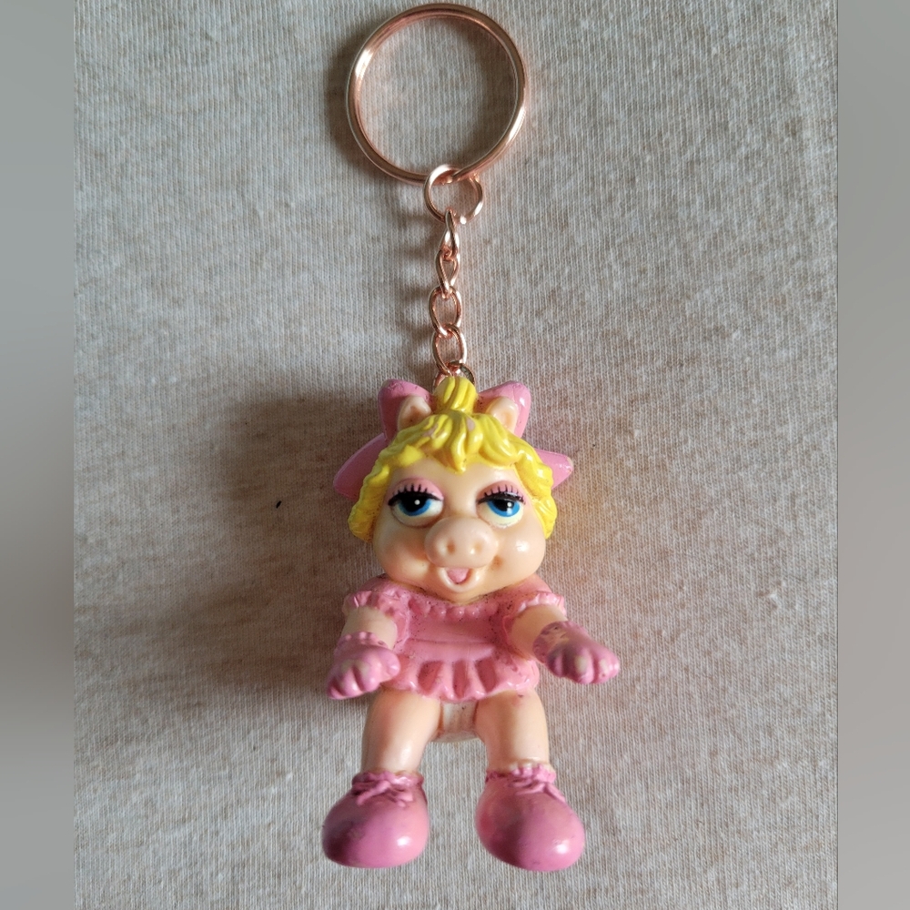Vintage 1986 Muppet Baby Miss Piggy Keychain